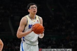 媒体人：周琦建议教练组让双小外在场 他有点&ldquo;场上教练&rdquo;的感觉
